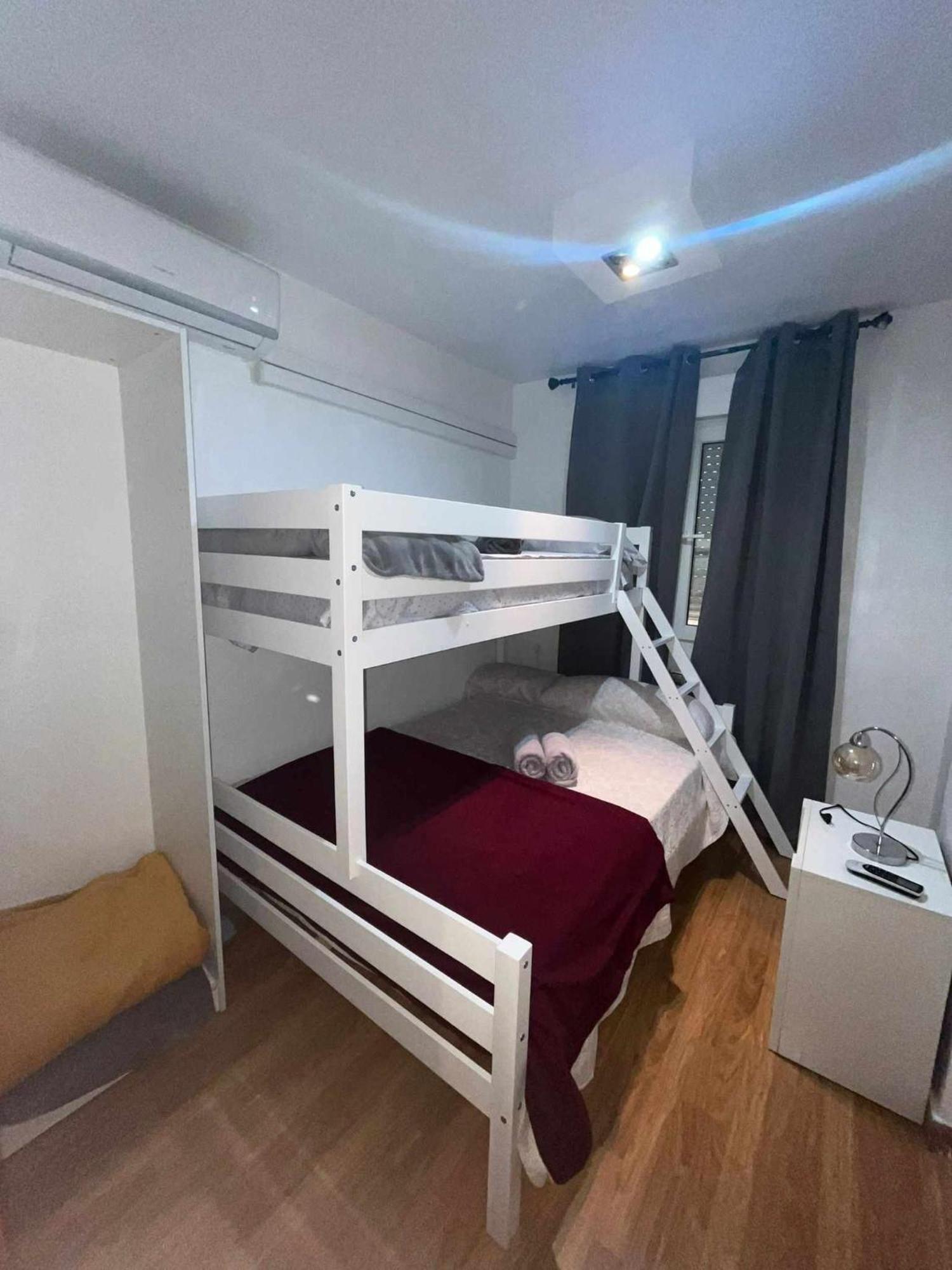 Lujo A Tu Alcance Con Spa Y Garaje Pleno Centro Уэльва Экстерьер фото